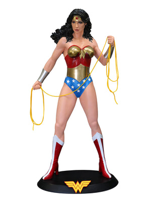 Wonder Woman Statue  - Collector'S Item